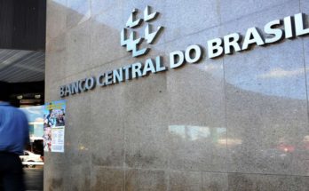 bc afirma que estoque total de crédito no brasil cresce 0,7% em fevereiro